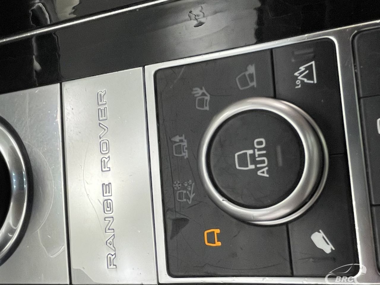 Land Rover Range Rover | 44