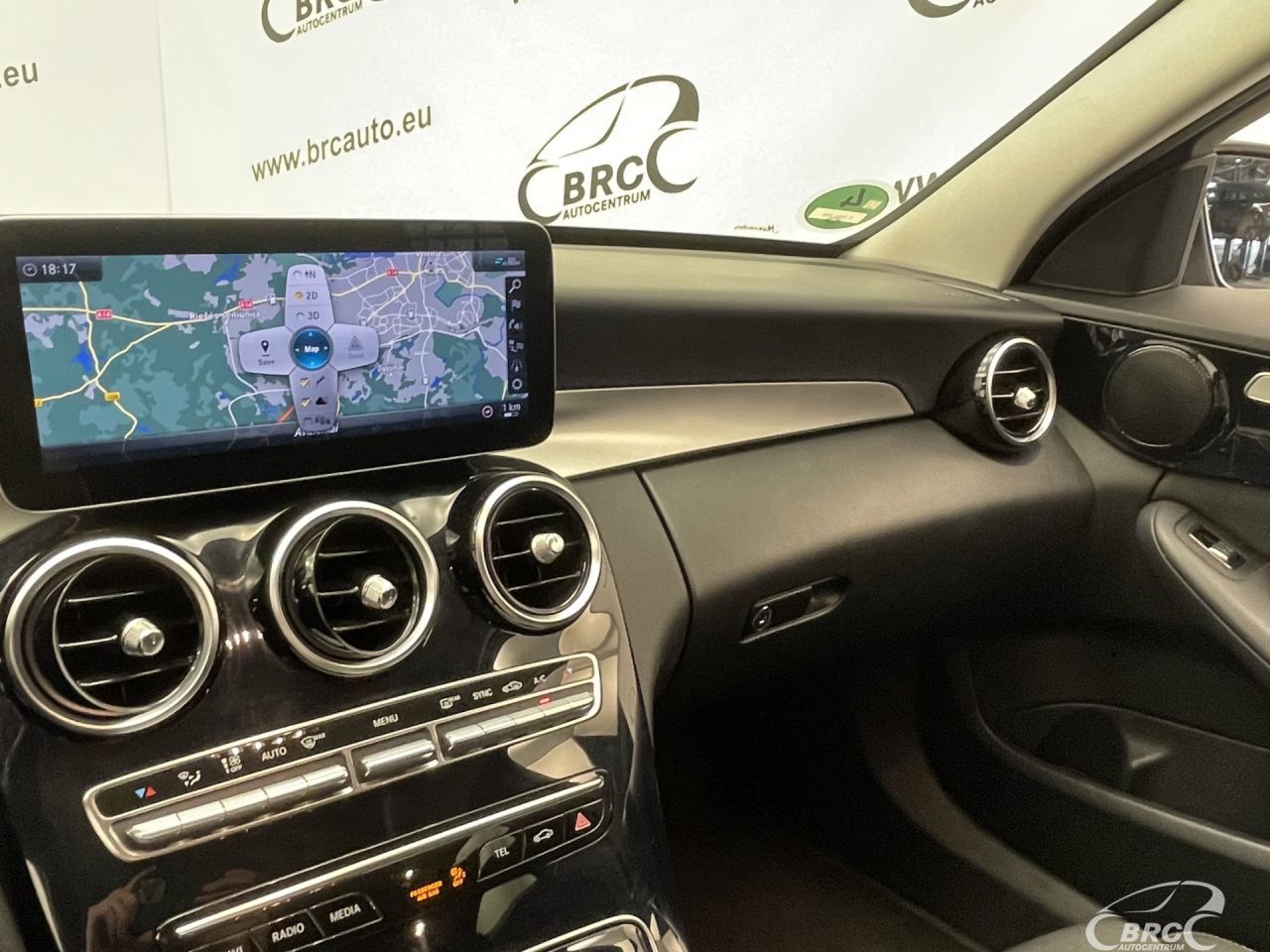 Mercedes-Benz C220 | 25