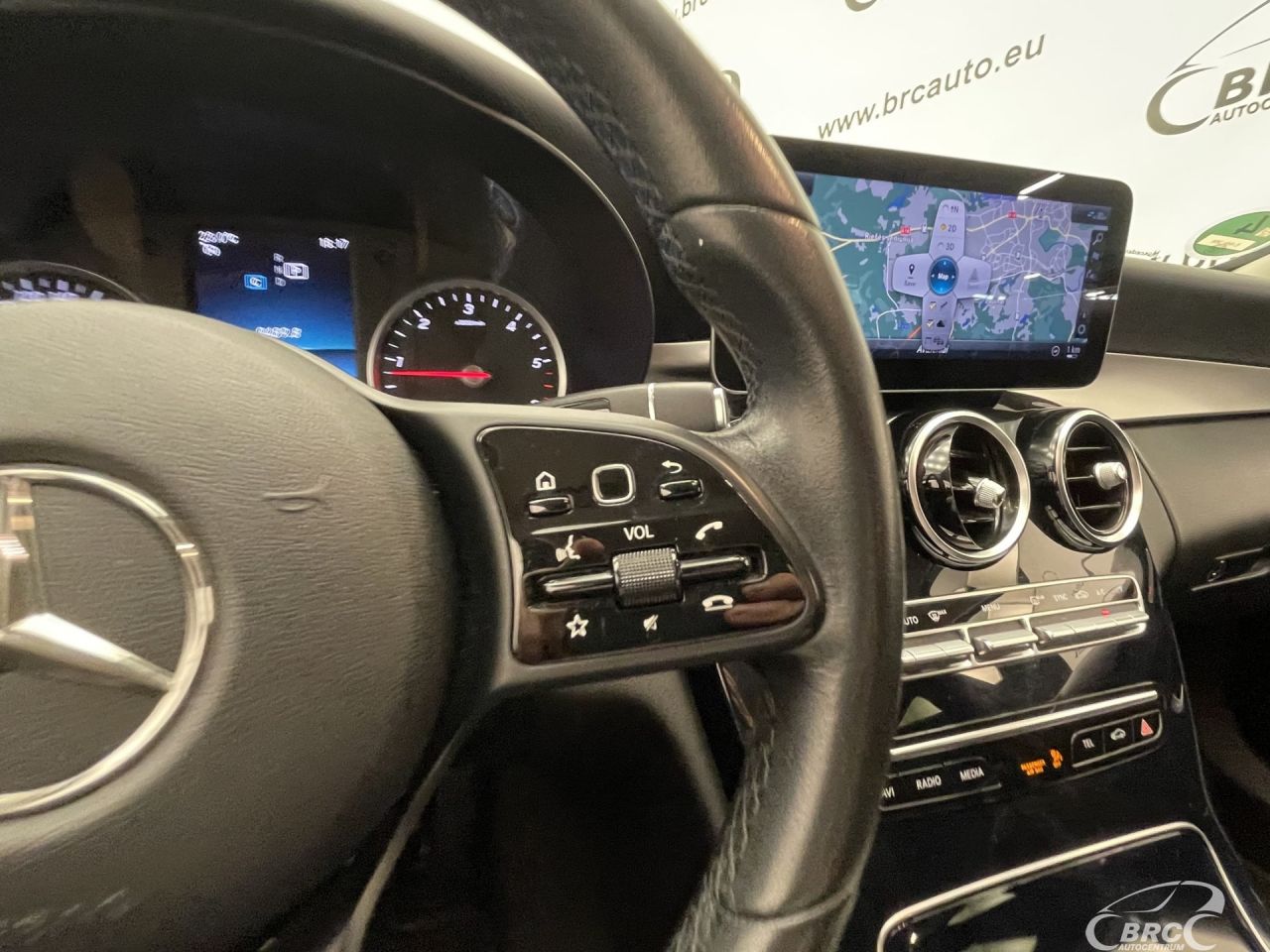 Mercedes-Benz C220 | 27