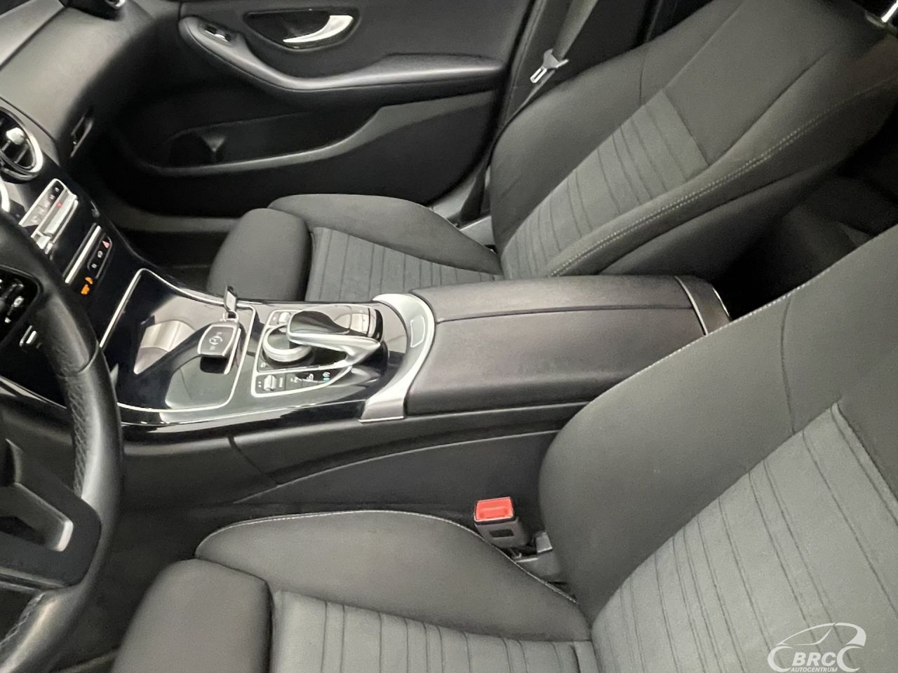 Mercedes-Benz C220 | 23