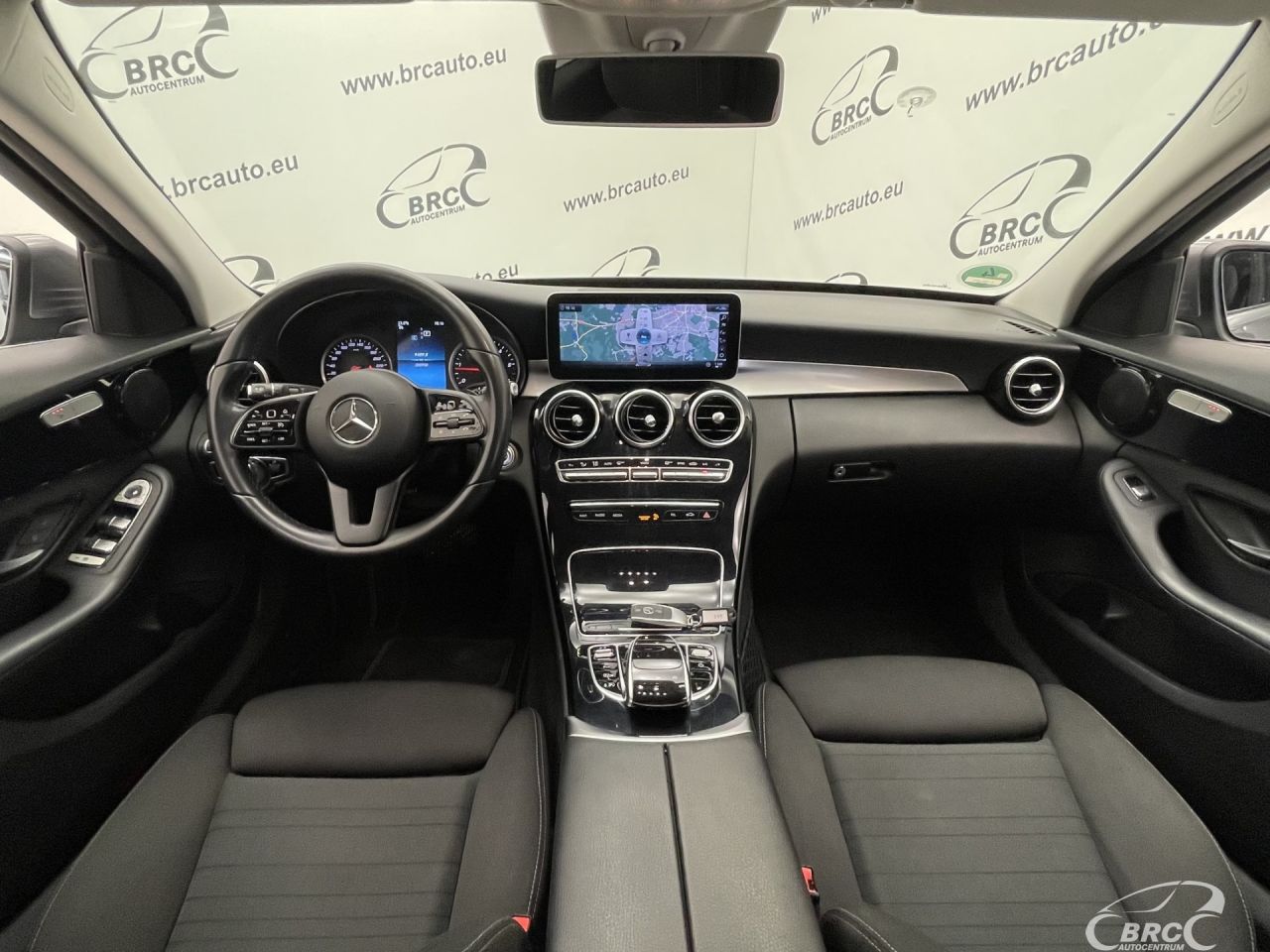 Mercedes-Benz C220 | 2