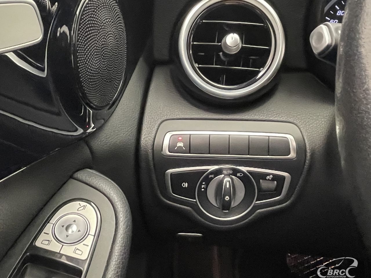 Mercedes-Benz C220 | 29