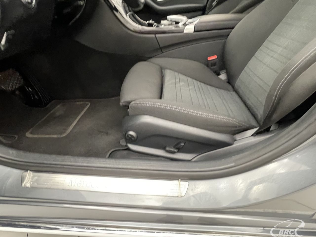 Mercedes-Benz C220 | 21