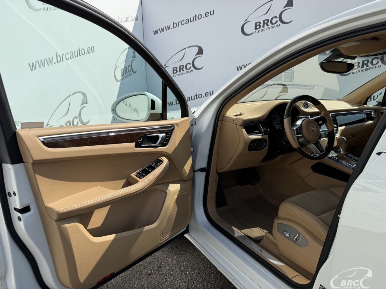 Porsche Macan | 18