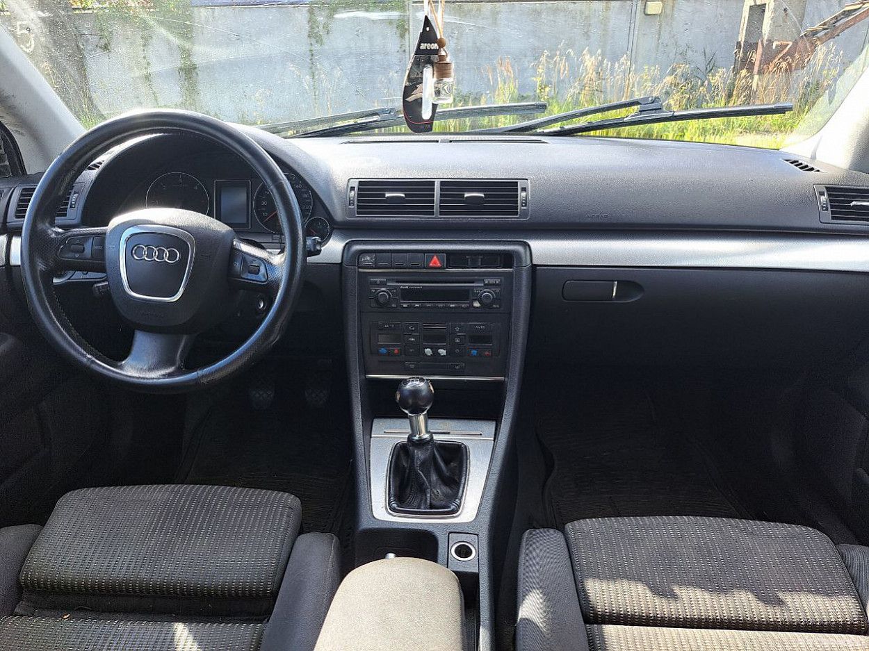 Audi A4 | 4