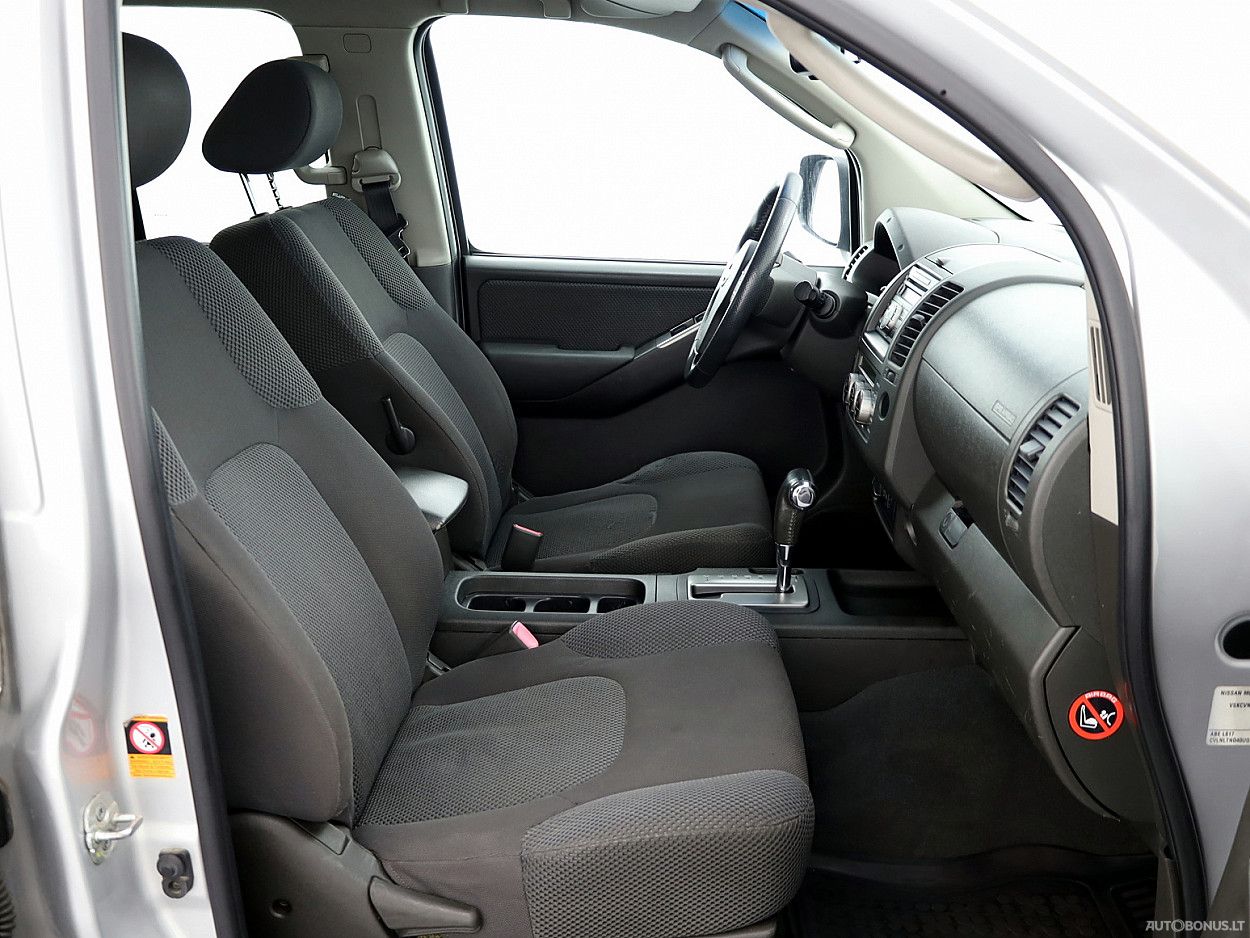 Nissan Navara | 5