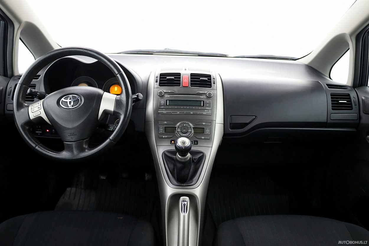 Toyota Auris | 4