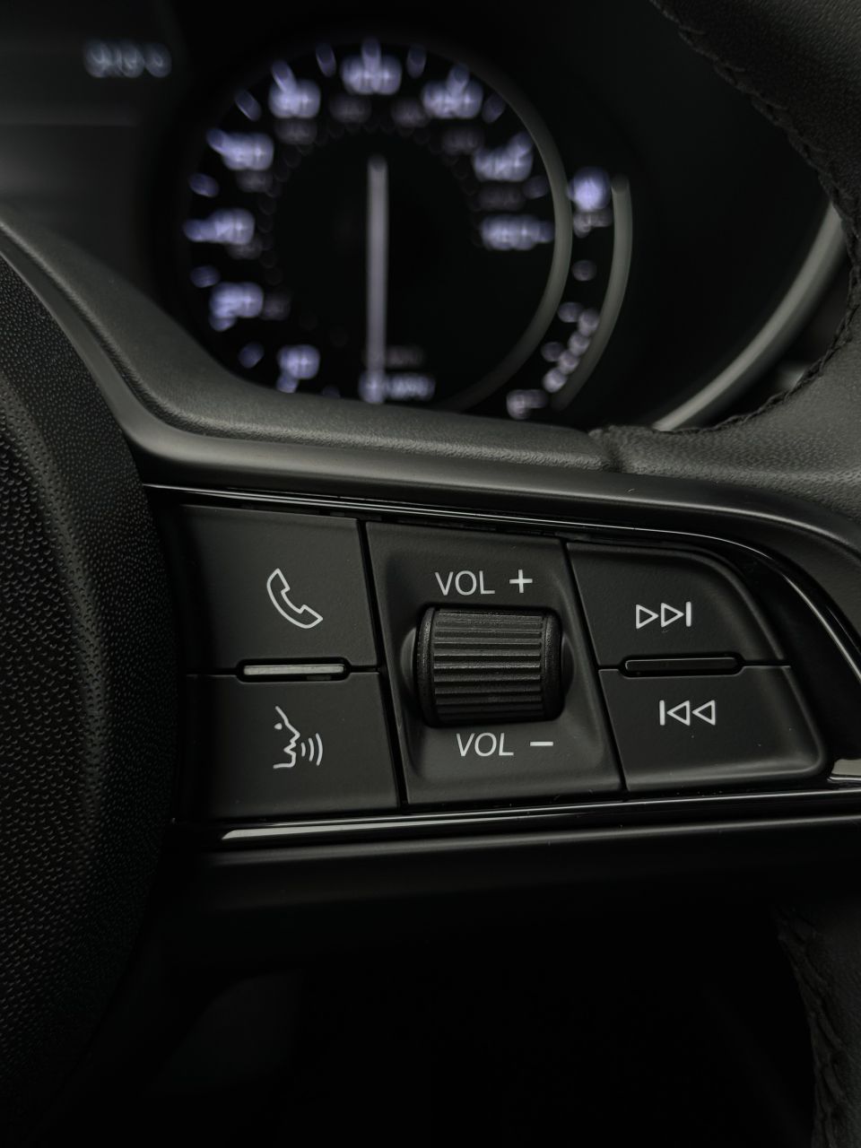 Alfa Romeo Stelvio | 28