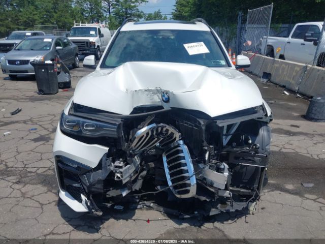 BMW X7 | 11