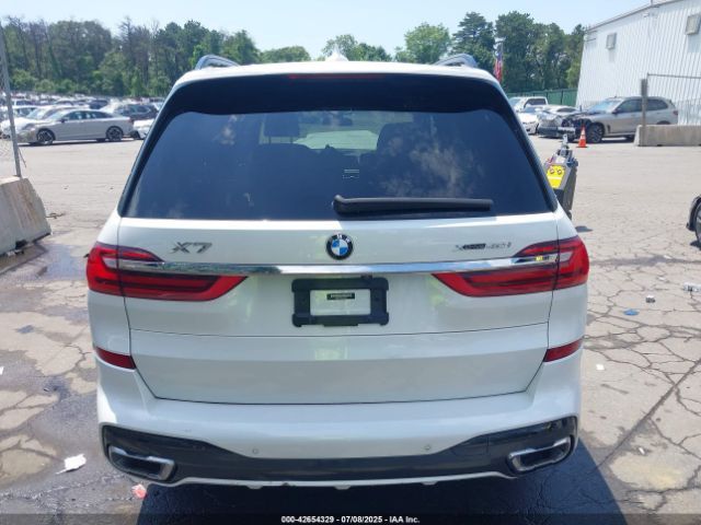 BMW X7 | 15