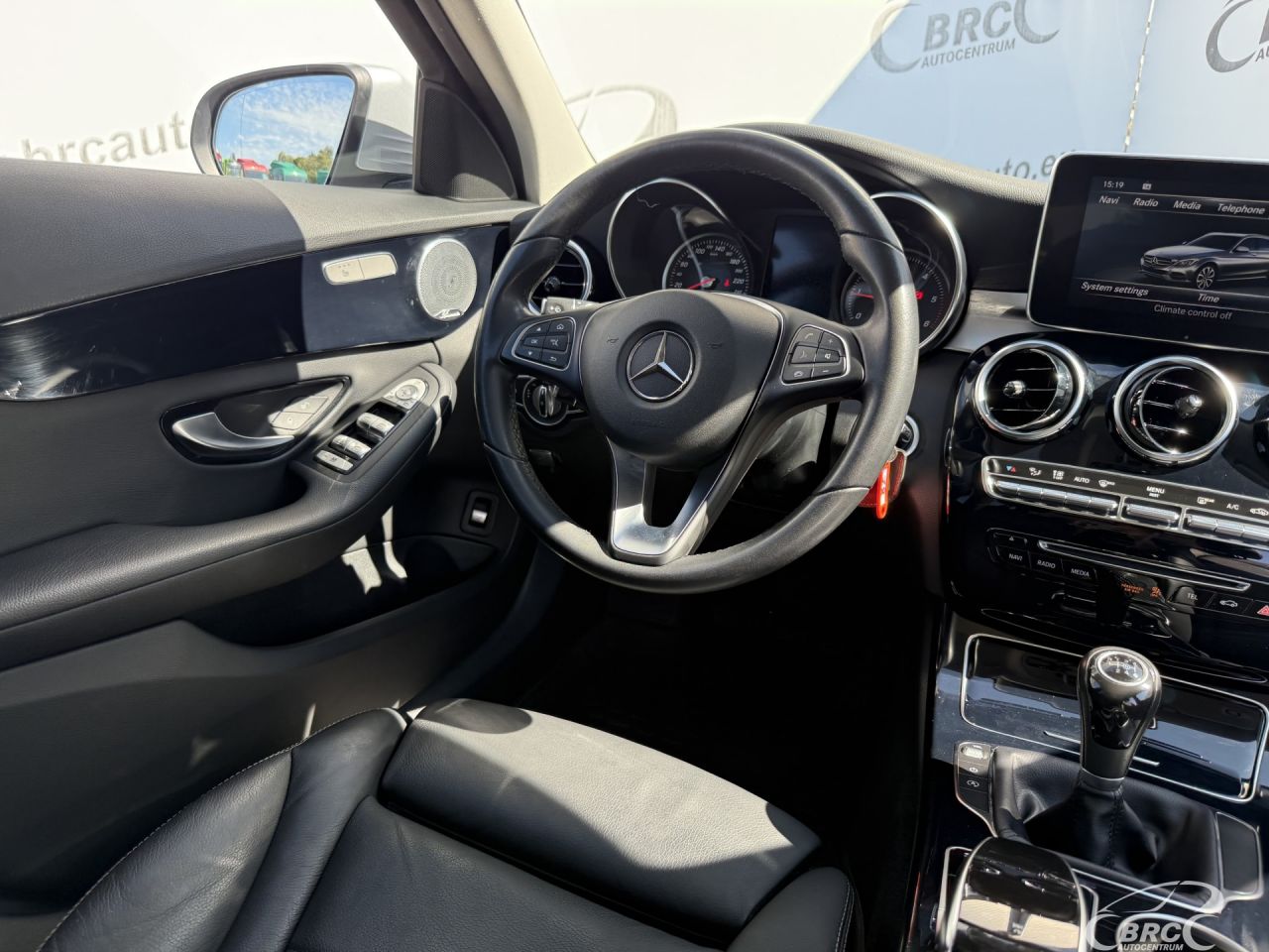 Mercedes-Benz C200 | 2