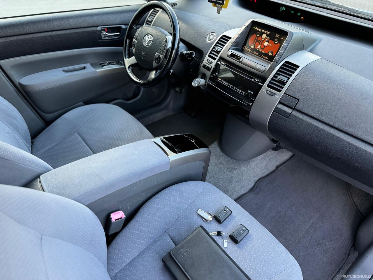 Toyota Prius | 9