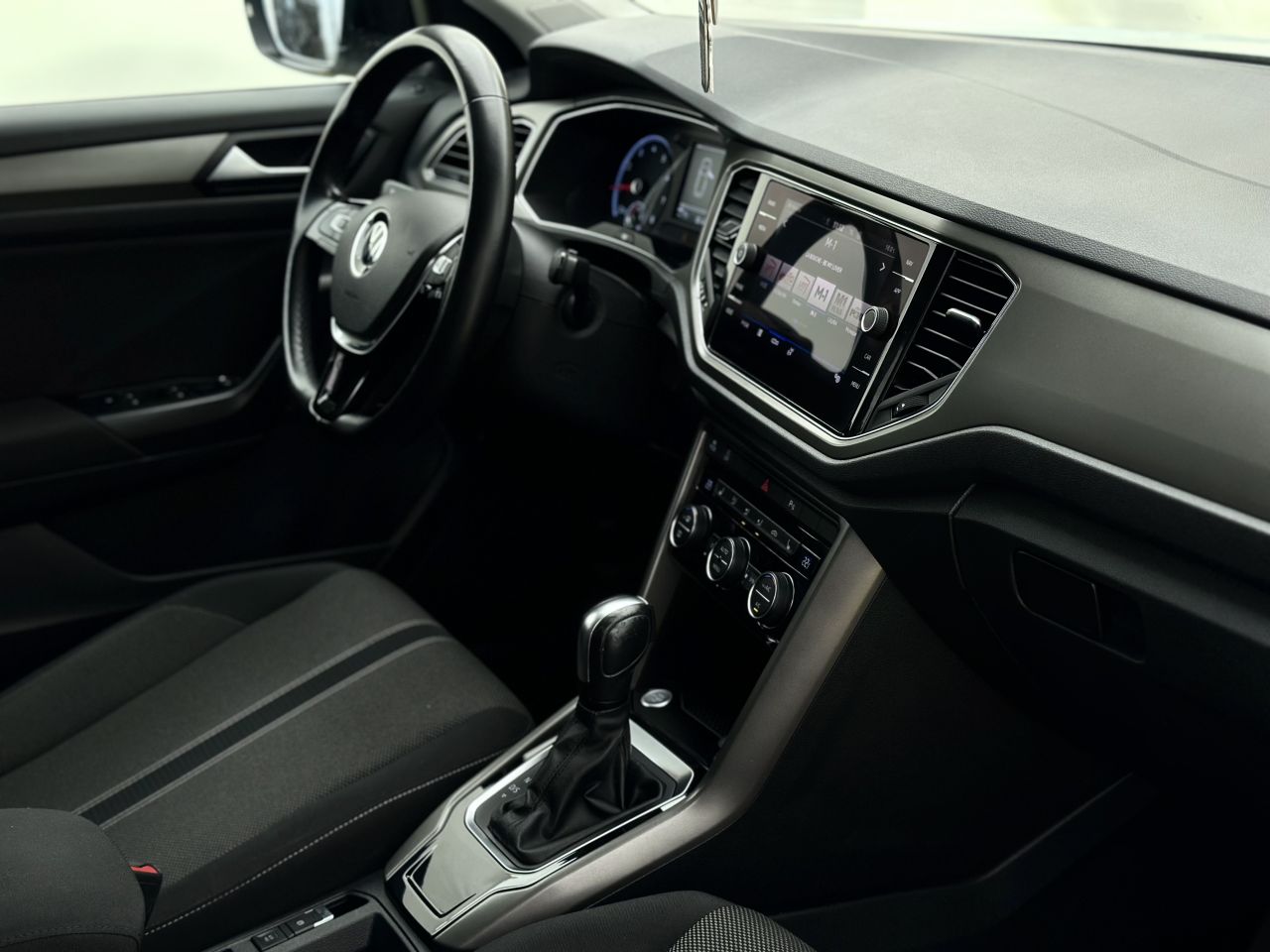 Volkswagen T-Roc | 13