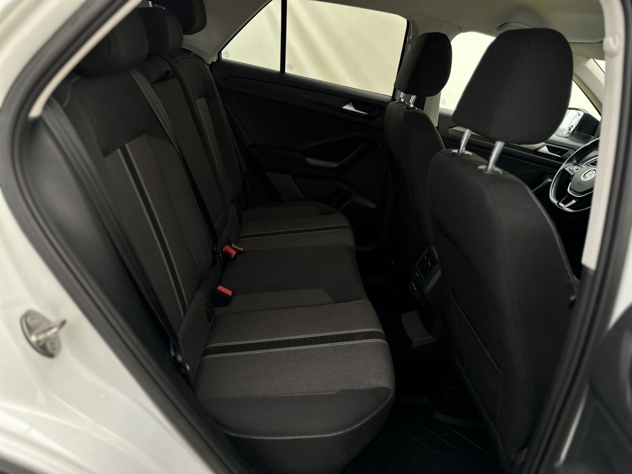 Volkswagen T-Roc | 11