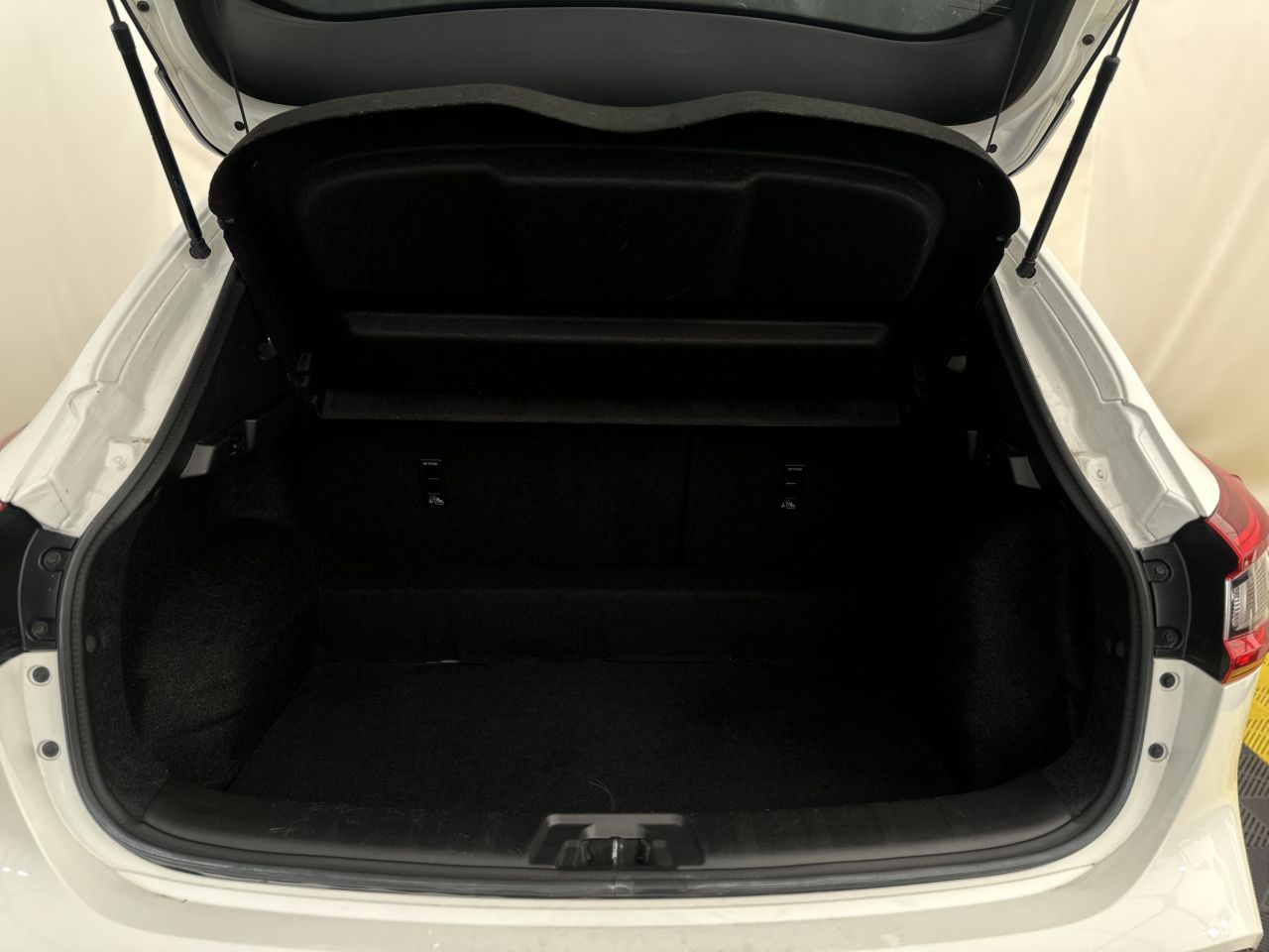 Nissan Qashqai | 10