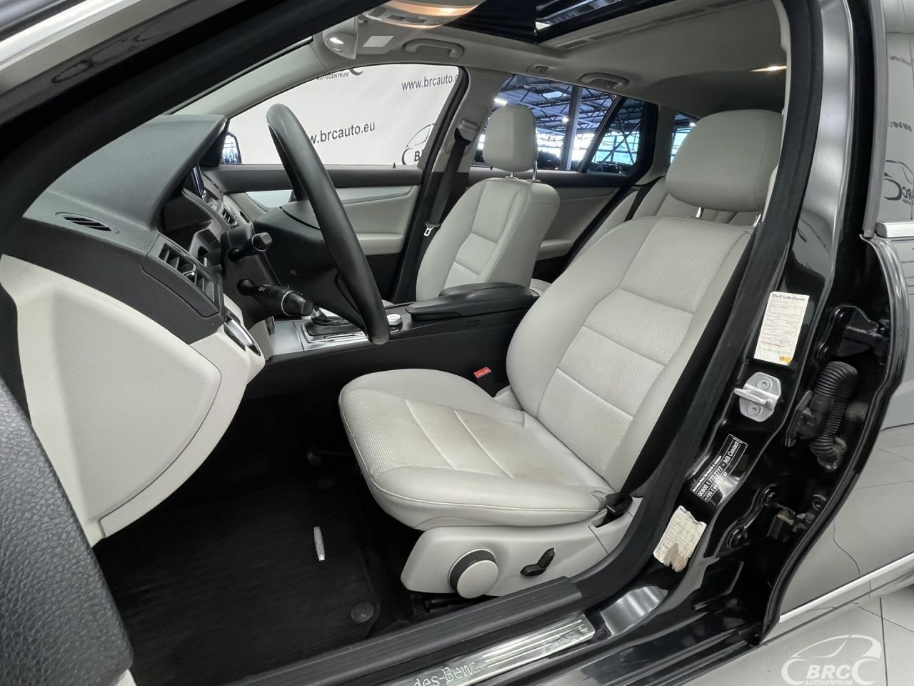 Mercedes-Benz C250 | 22