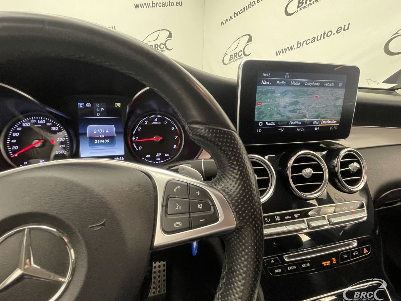 Mercedes-Benz GLC250 | 28