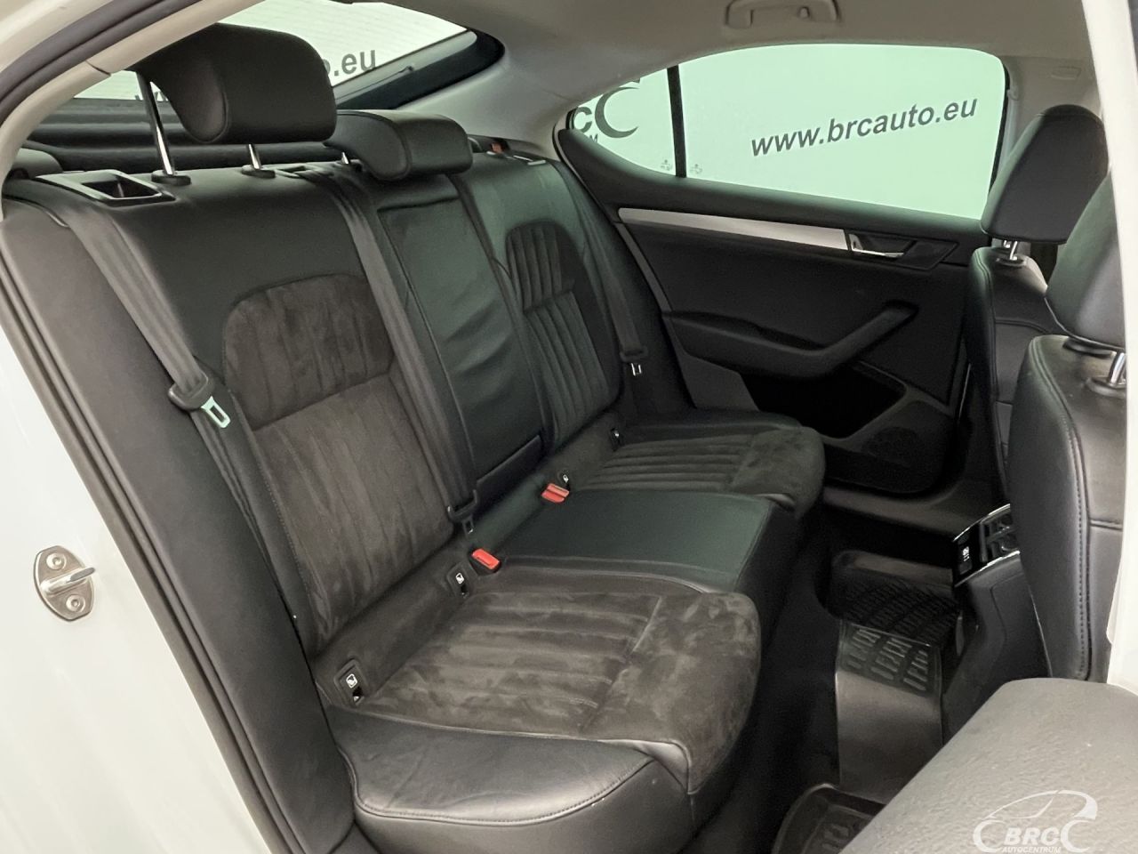 Skoda Superb | 10