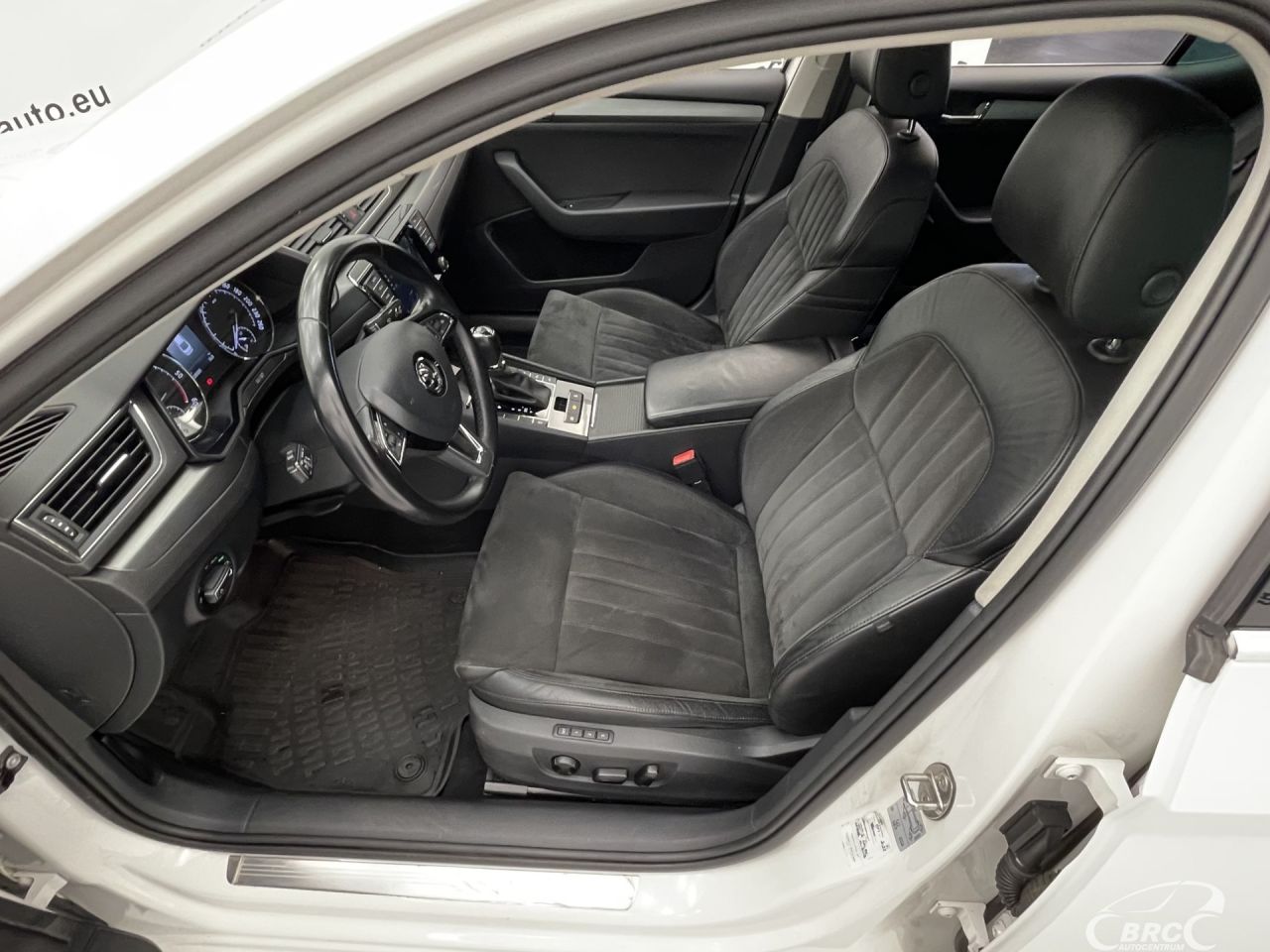Skoda Superb | 19