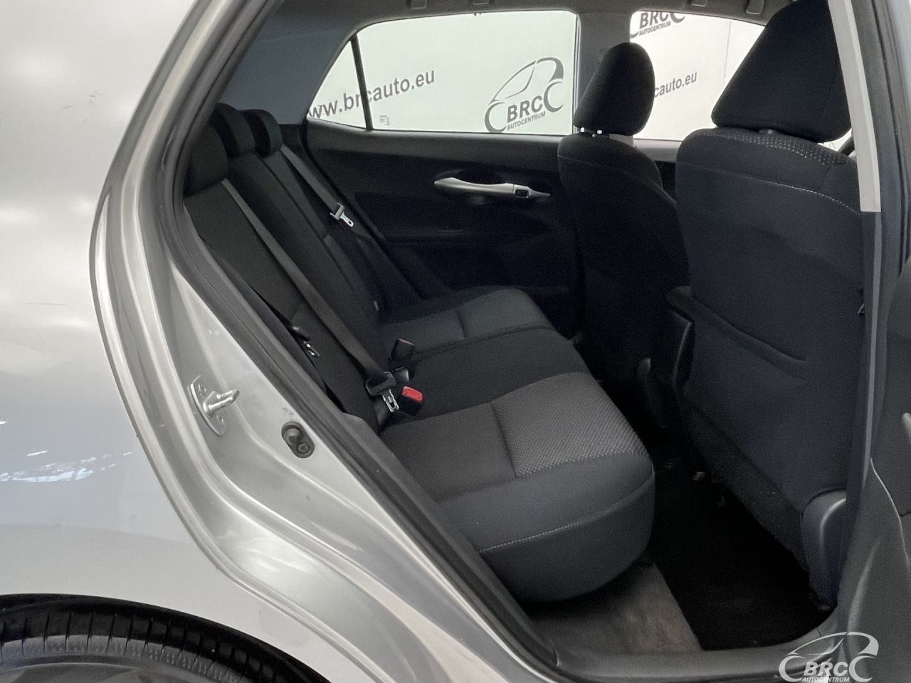 Toyota Auris | 8