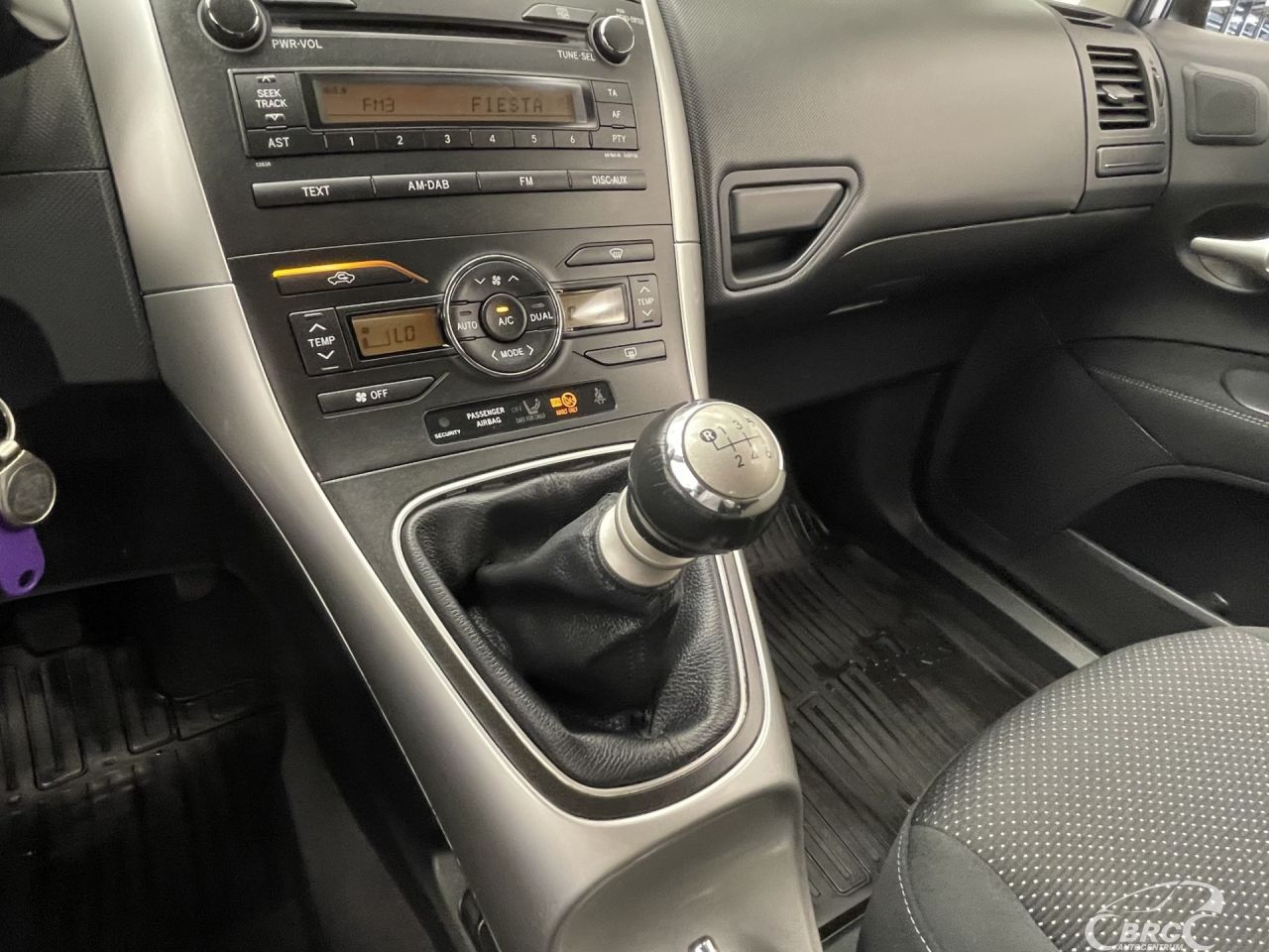 Toyota Auris | 22