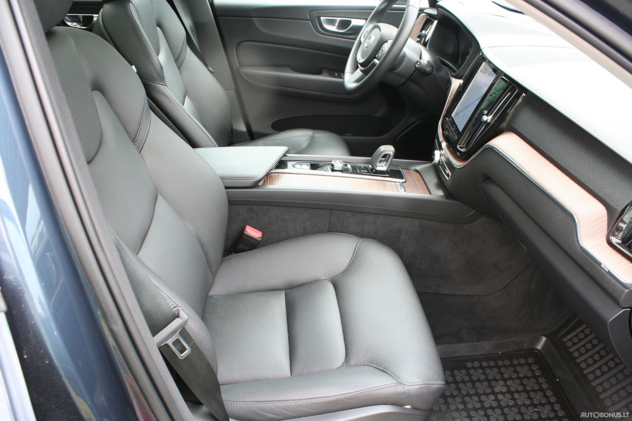 Volvo XC60 | 13