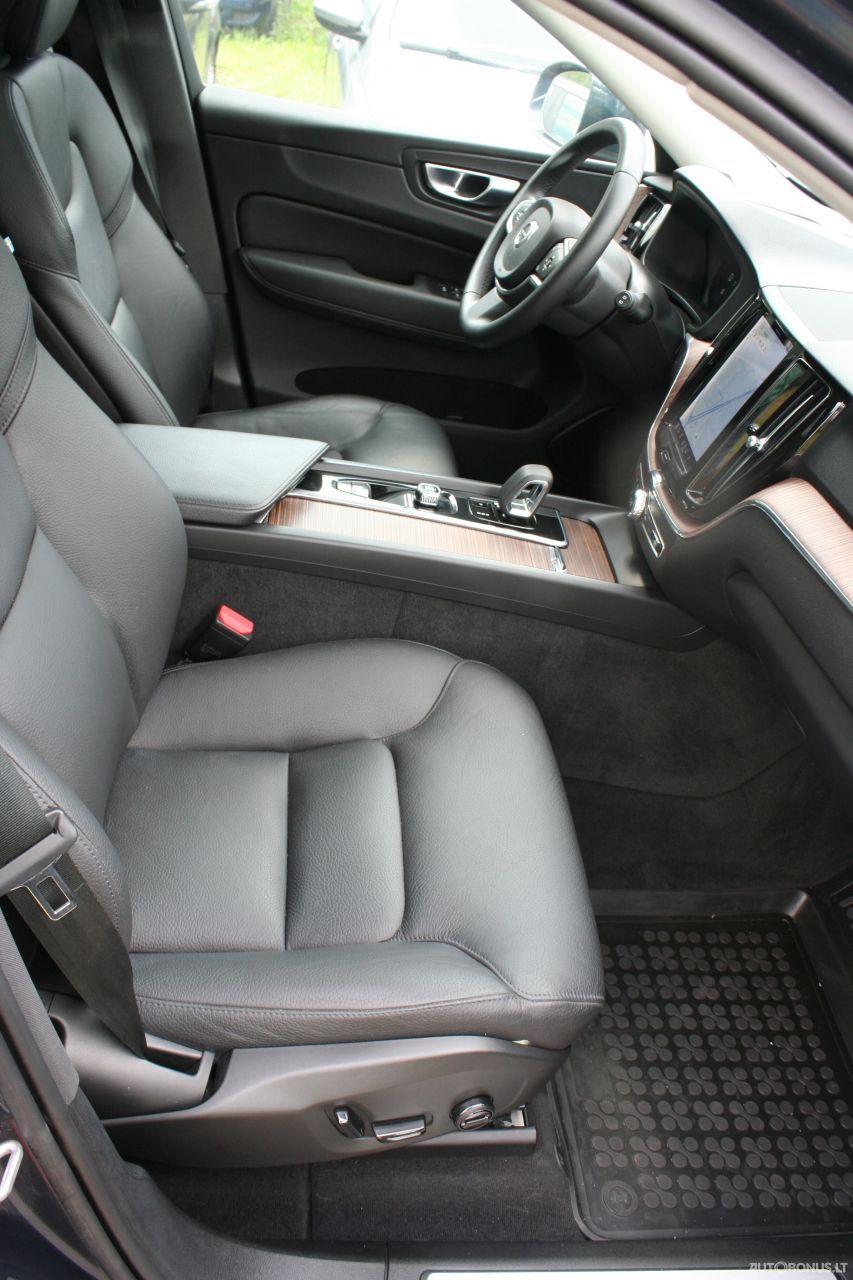 Volvo XC60 | 14