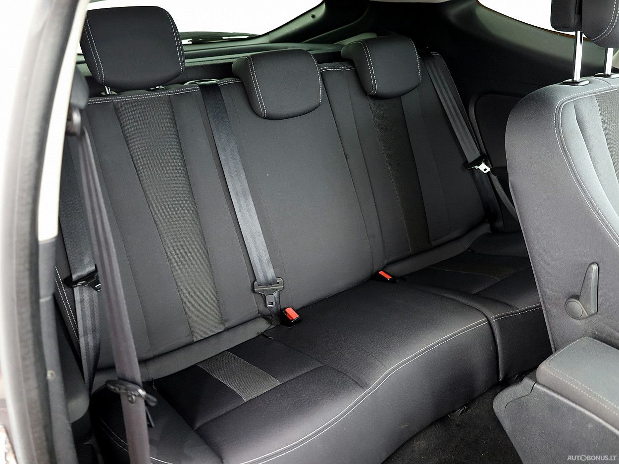 Renault Megane | 6