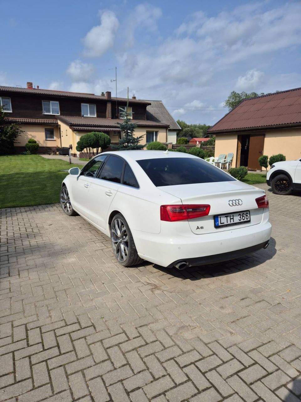 Audi A6 | 11