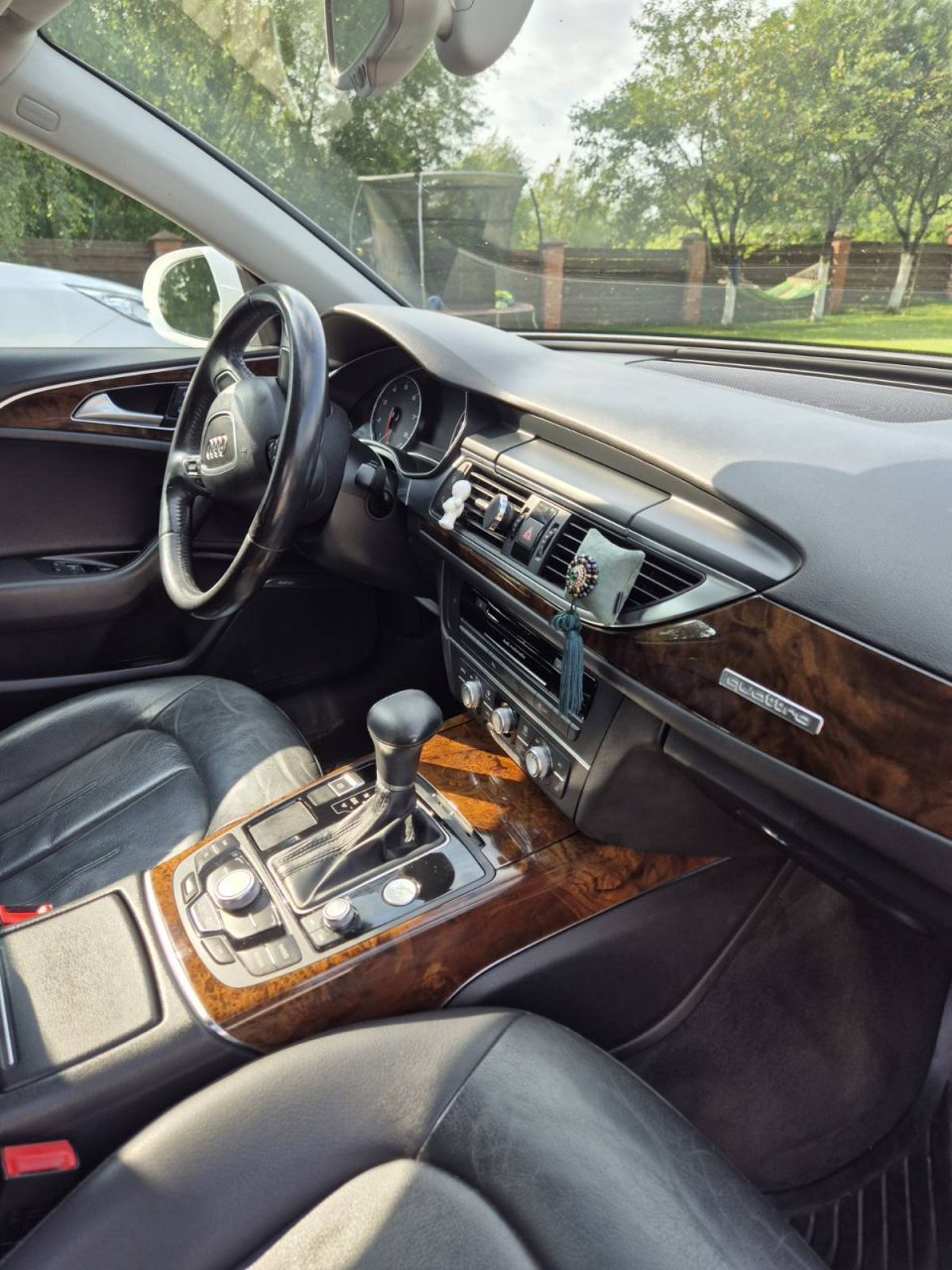 Audi A6 | 1