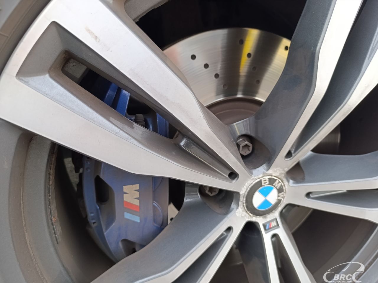 BMW X7 | 8