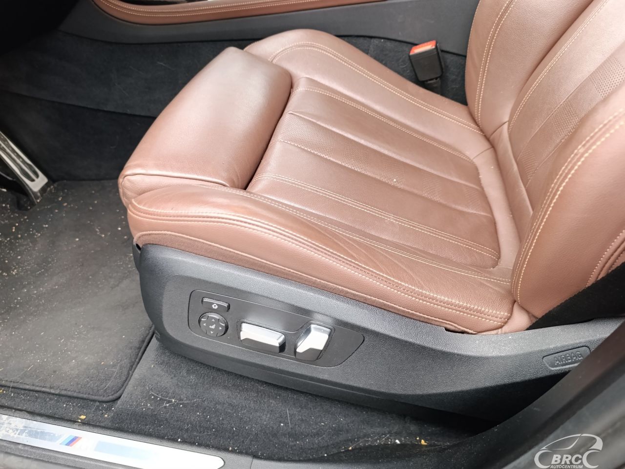 BMW X7 | 24