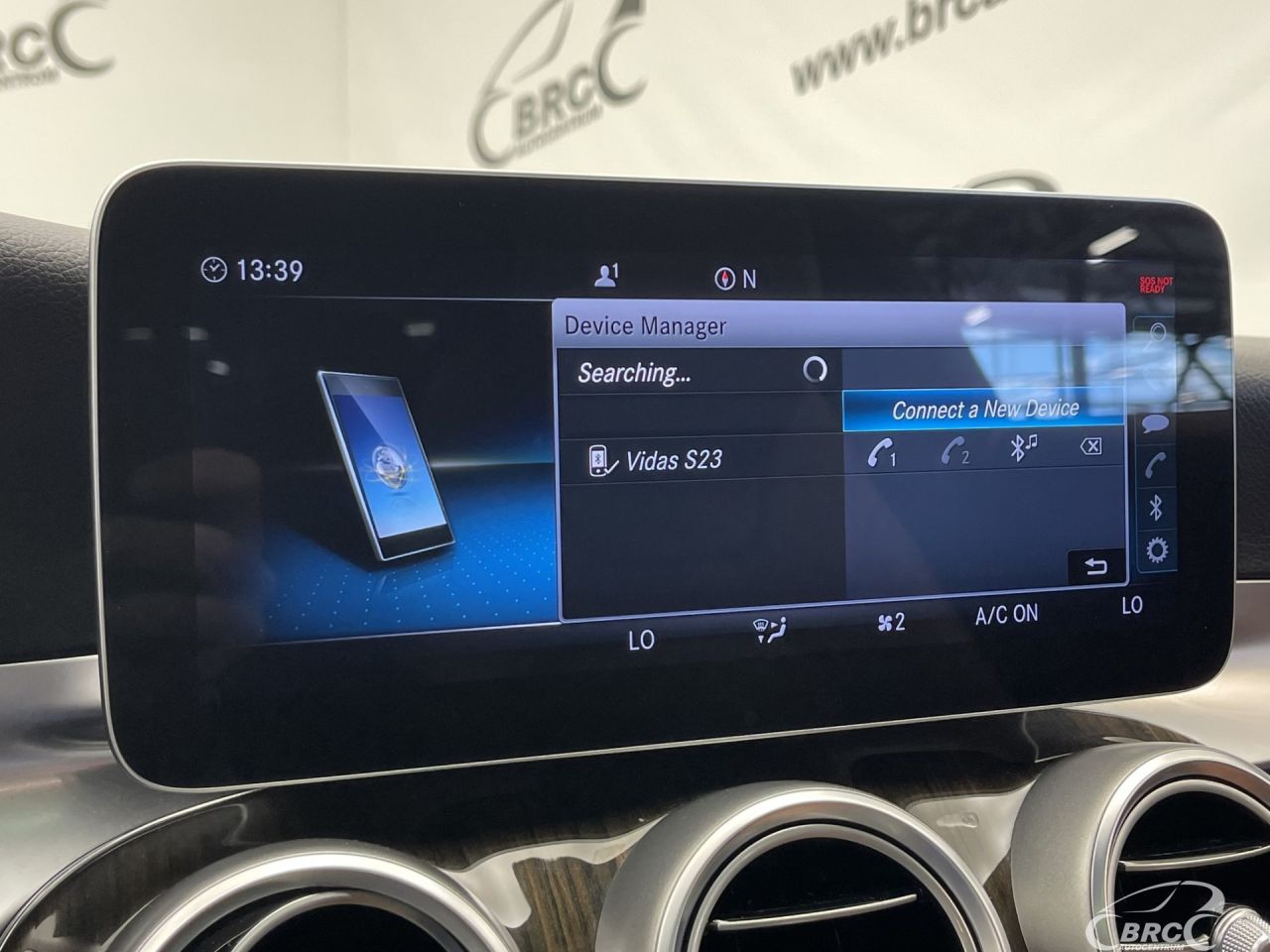 Mercedes-Benz C300 | 32