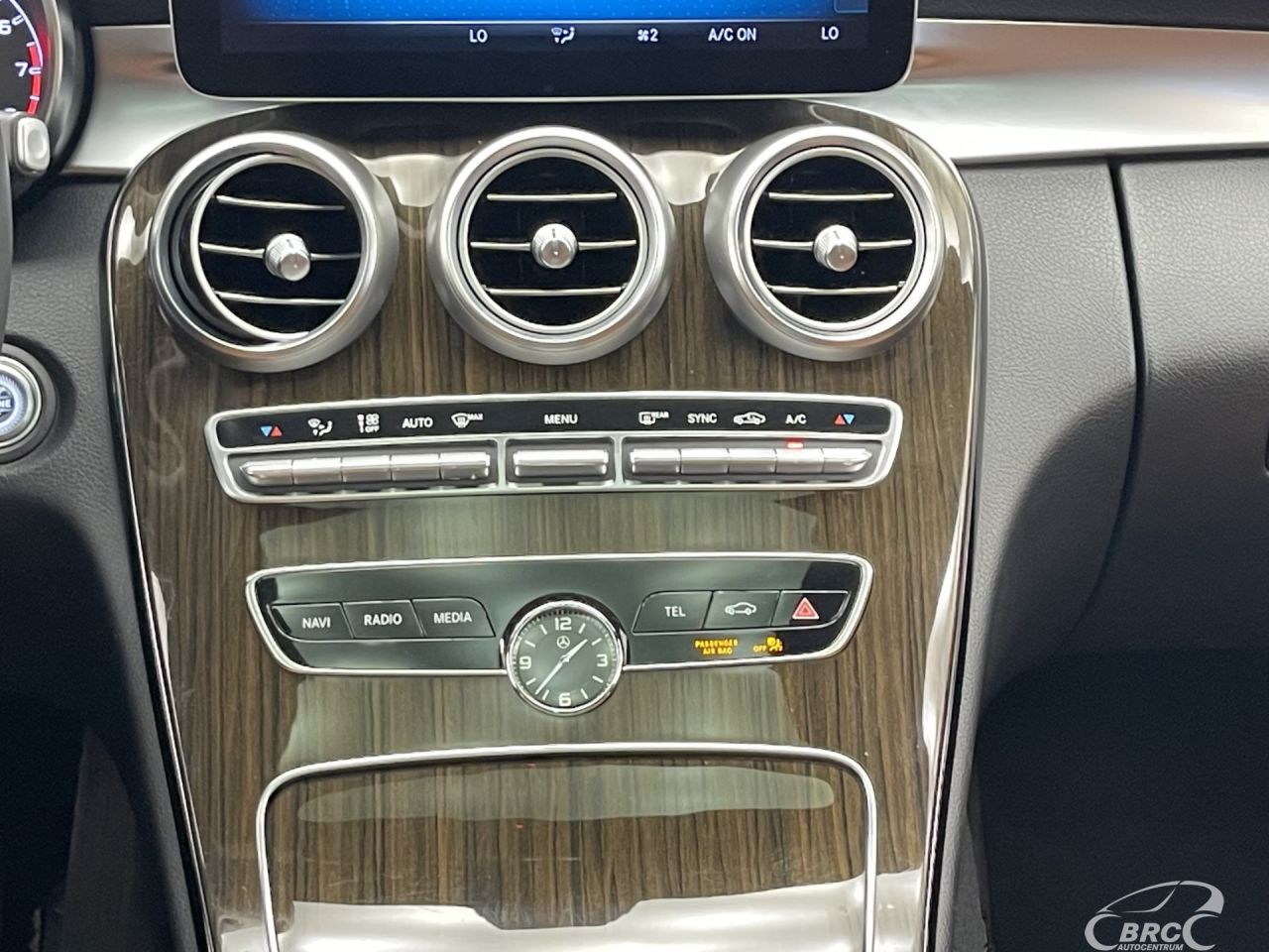 Mercedes-Benz C300 | 13