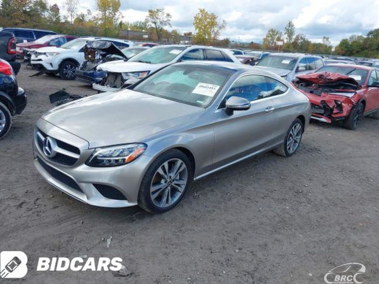 Mercedes-Benz C300 | 64