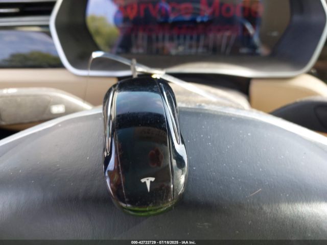 Tesla Model X | 9