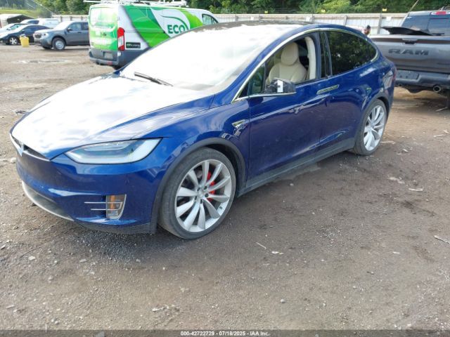 Tesla Model X, visureigis
