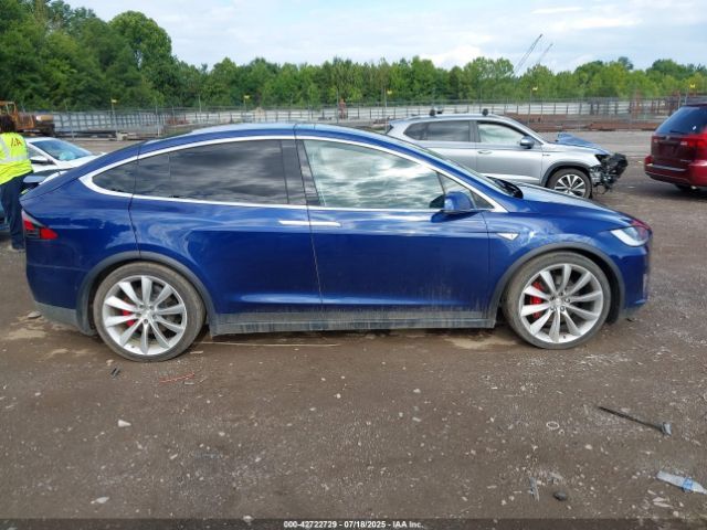 Tesla Model X | 11