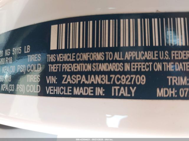 Alfa Romeo Stelvio | 7