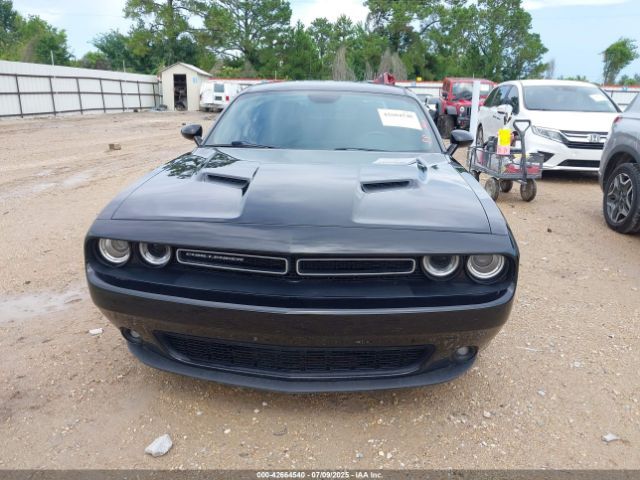 Dodge Challenger | 10