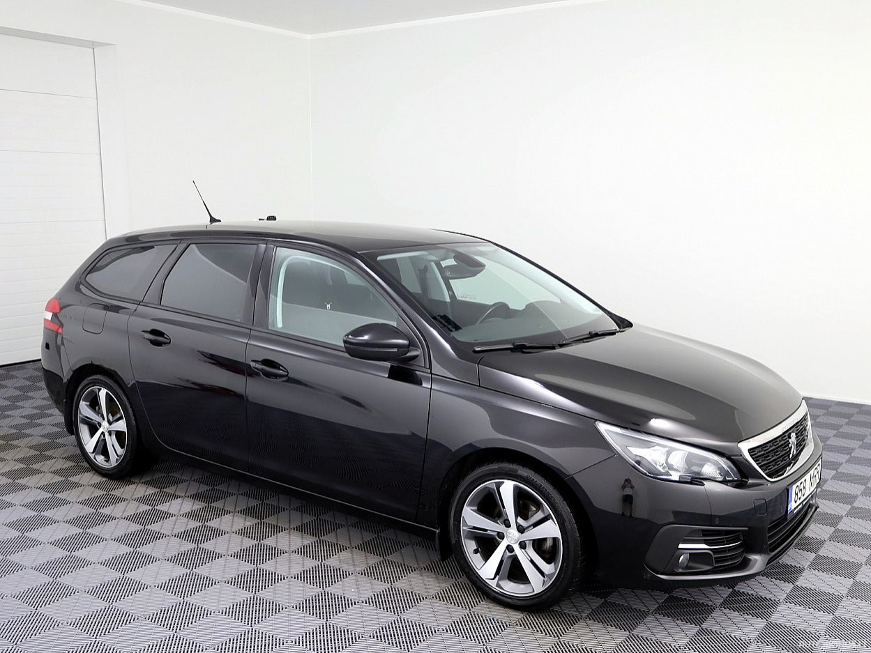 Peugeot 308, 1.2 l., Универсал
