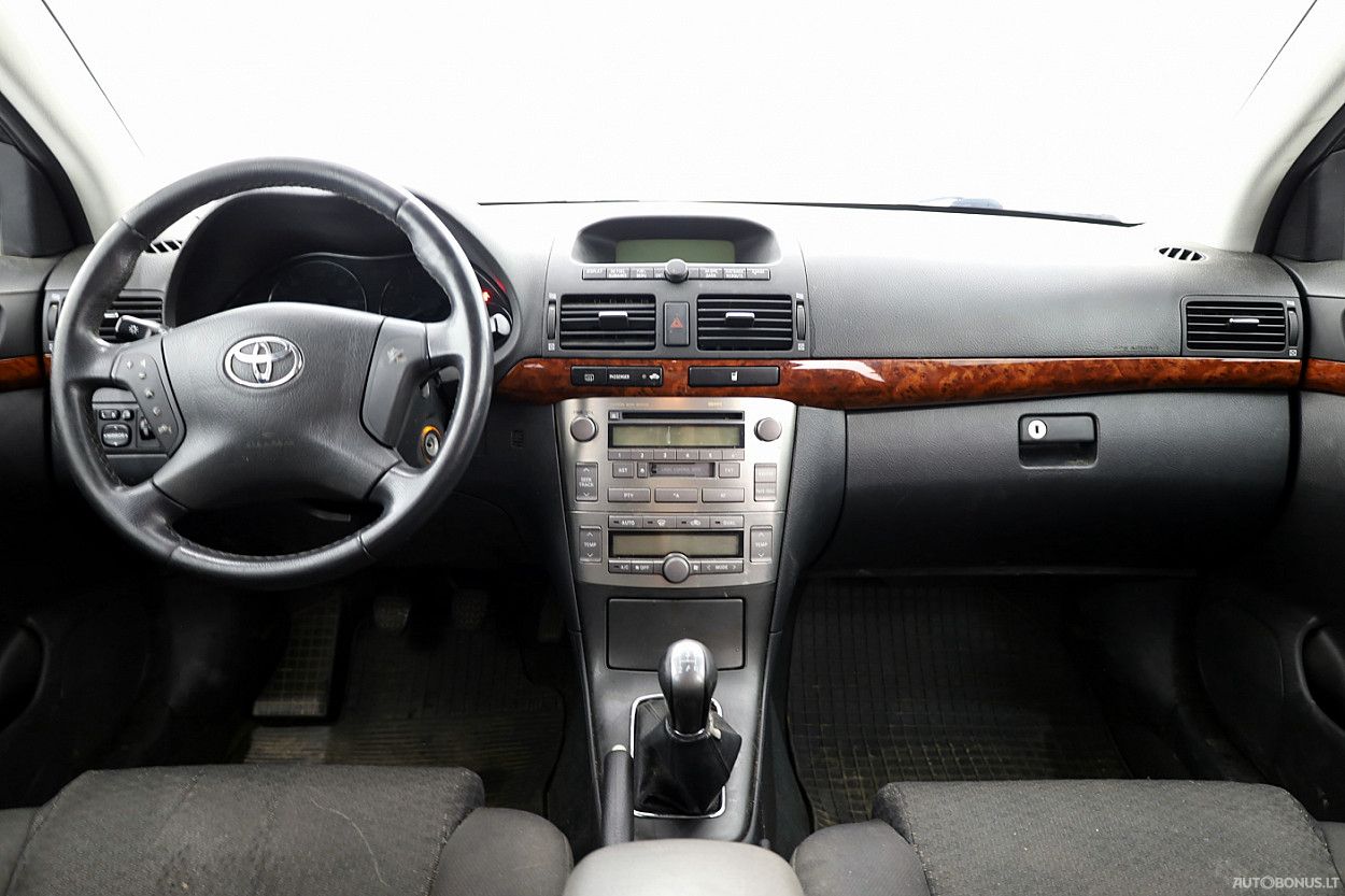 Toyota Avensis | 4