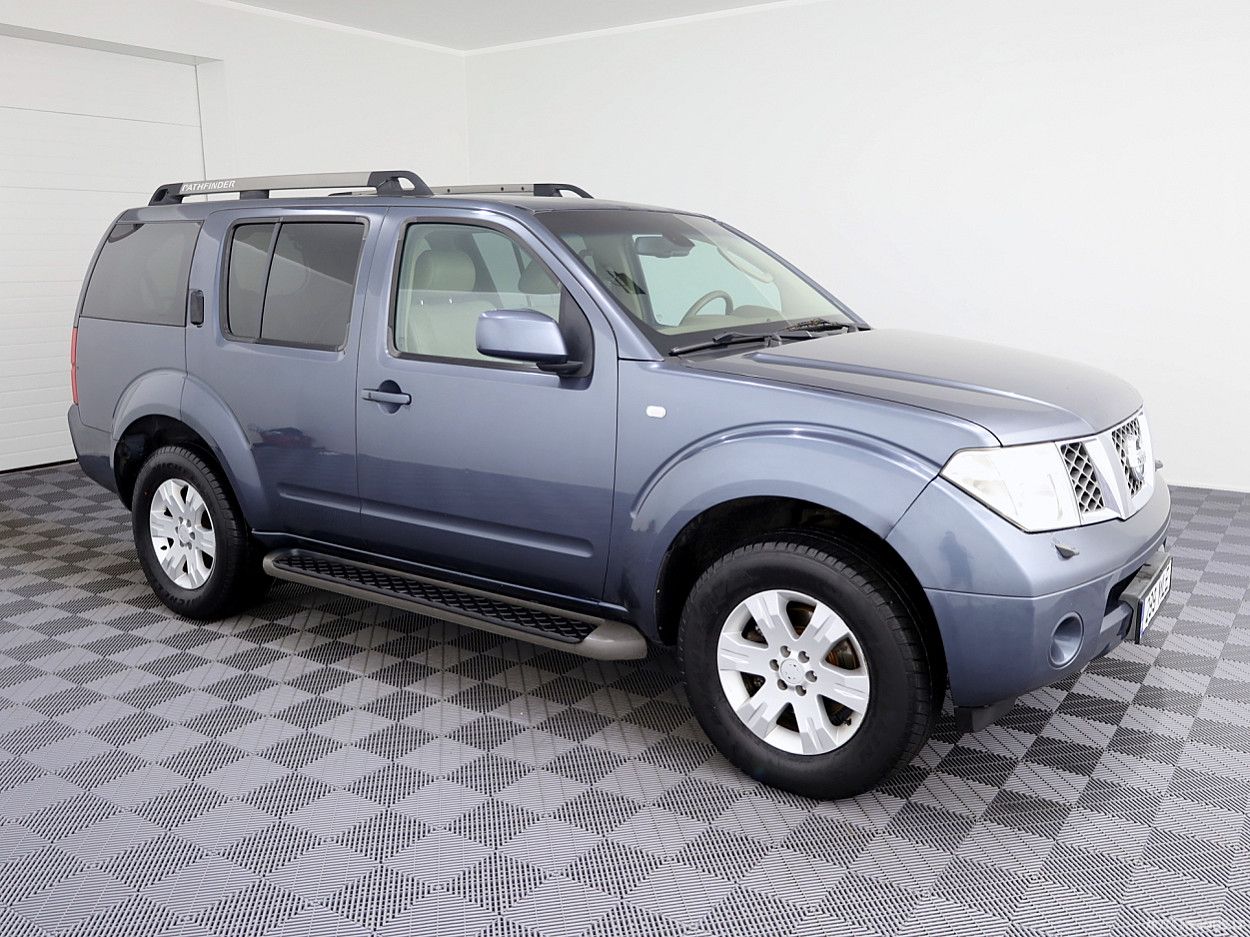 Nissan Pathfinder, 2.5 l., Внедорожник