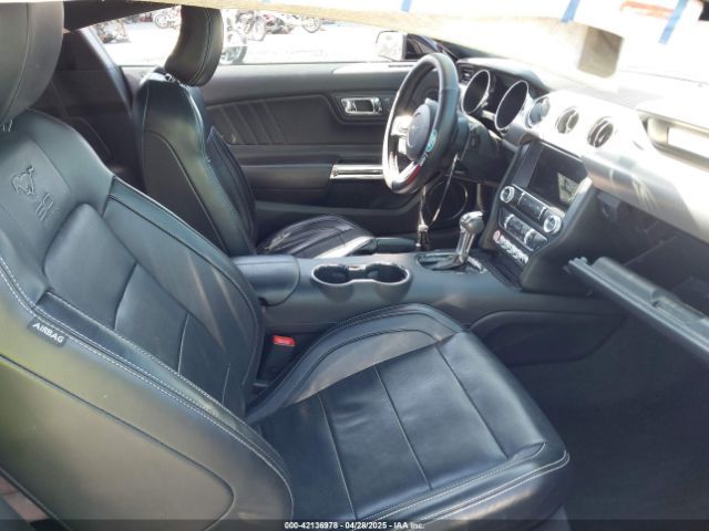 Ford Mustang | 2