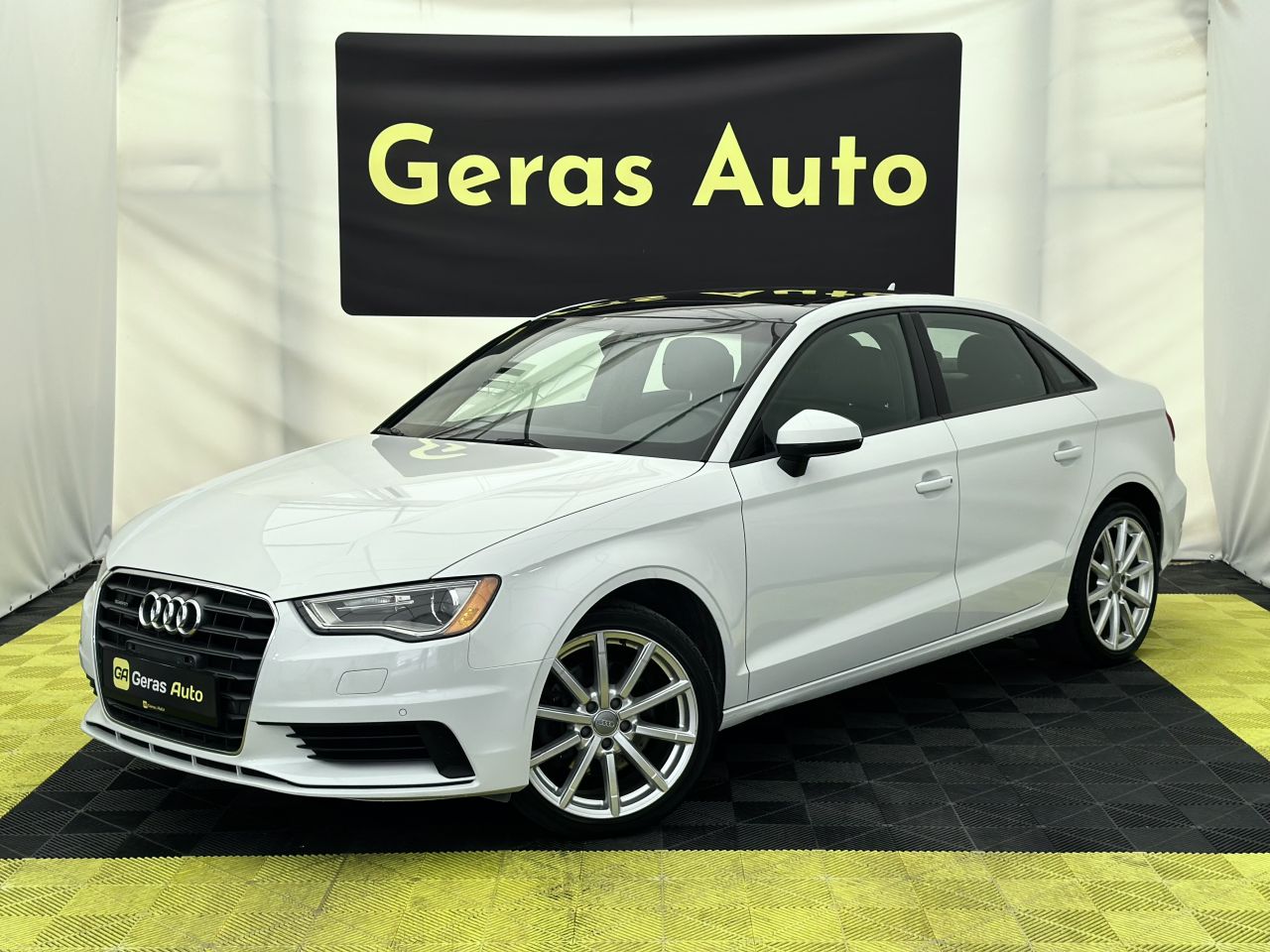 Audi A3, Седан