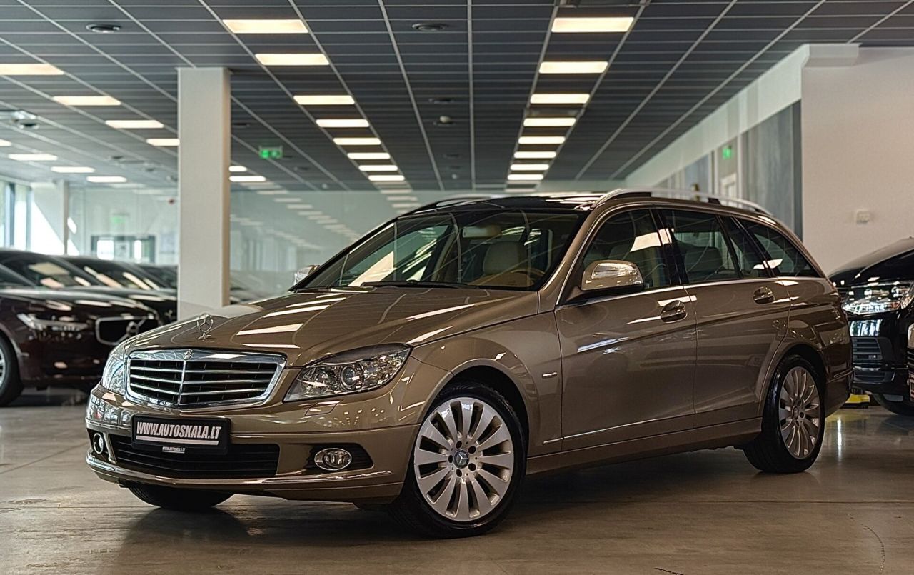 Mercedes-Benz C320 | 1