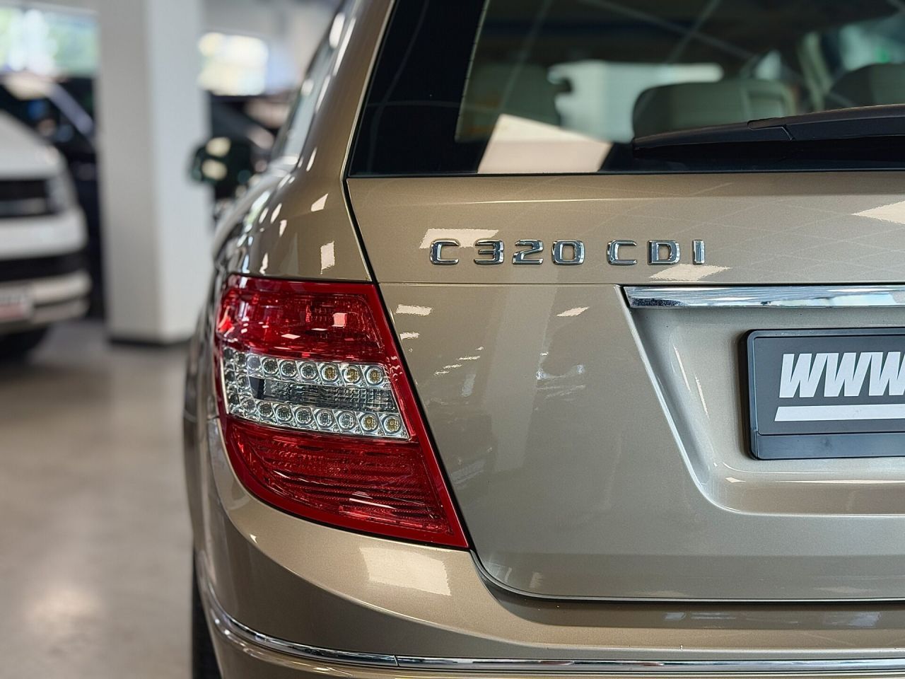 Mercedes-Benz C320 | 18