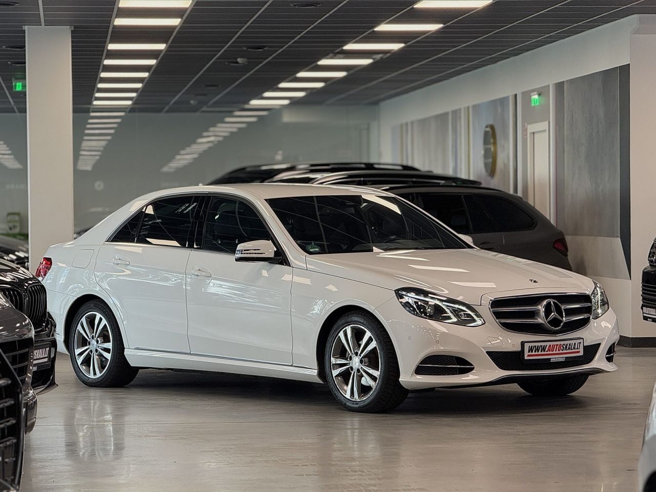 Mercedes-Benz E220 | 25