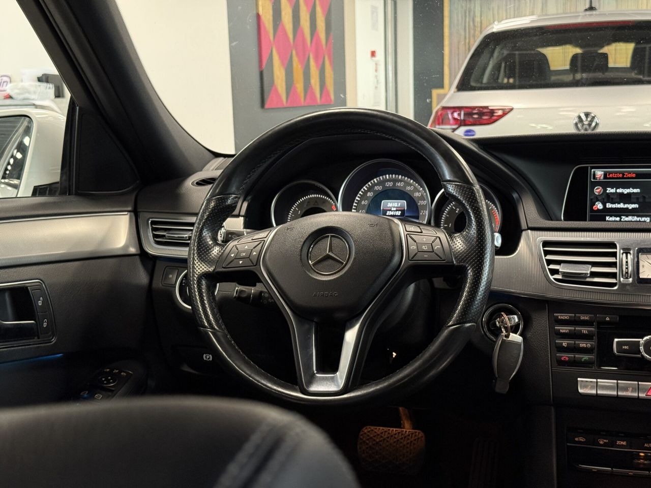 Mercedes-Benz E220 | 13