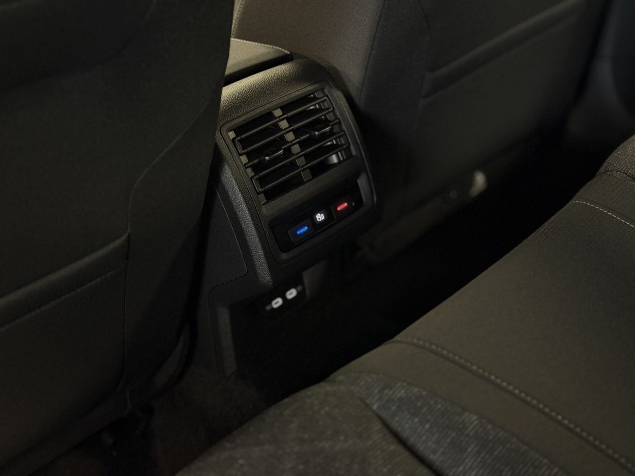Volkswagen Golf | 6